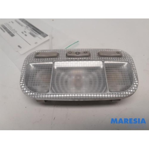 Citroen - C5 - Eclairage intérieur arrière