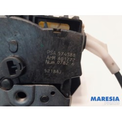 Citroen - C5 - Door lock mechanism 4-door, front left