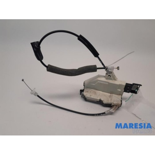Citroen - C5 - Front door lock mechanism 4-door, right