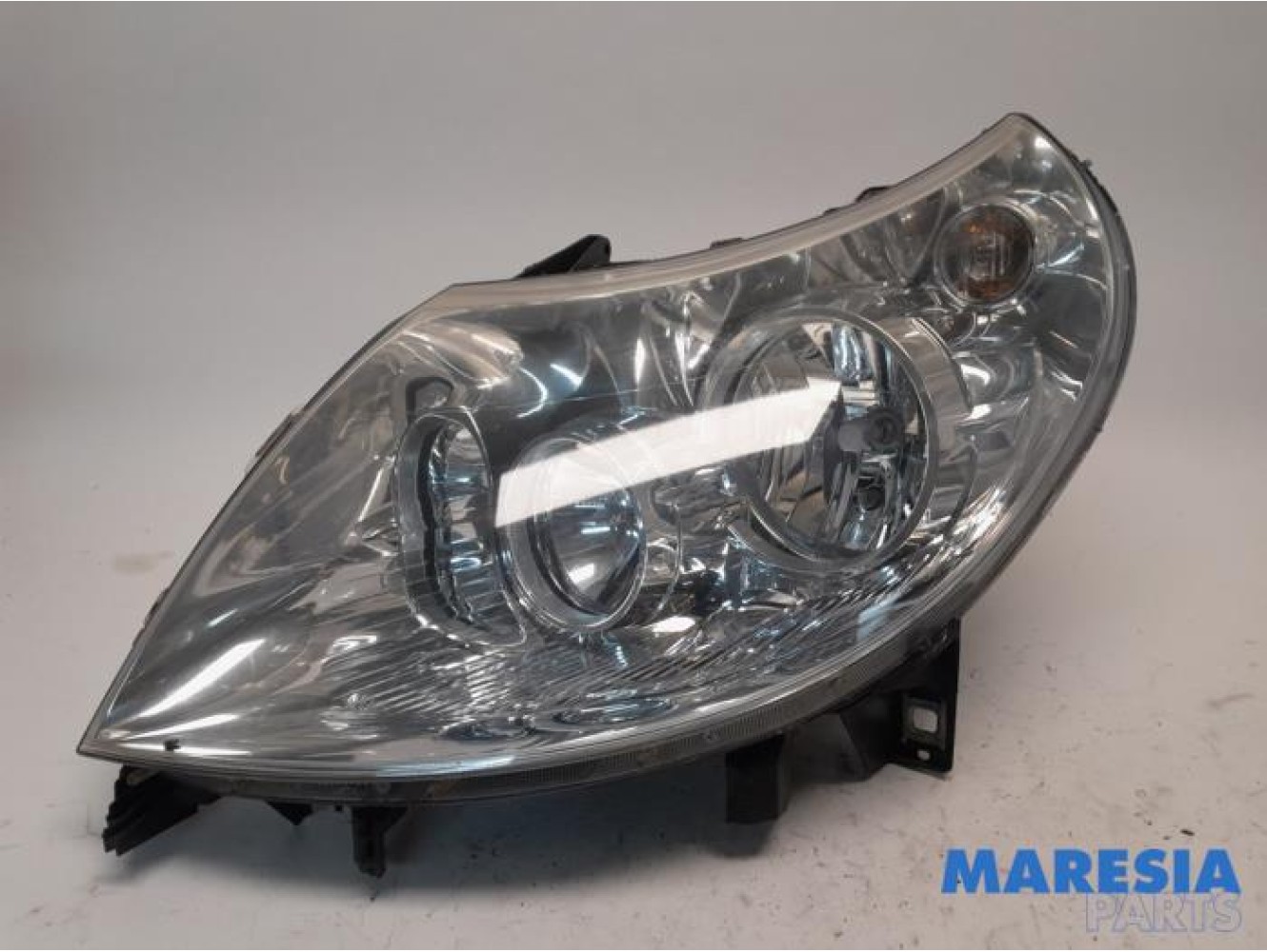 Fiat - Ducato - Headlight, left