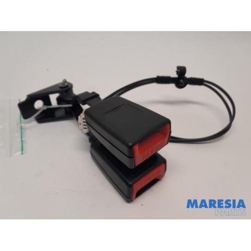 Citroen - C5 - Rear seatbelt buckle, left