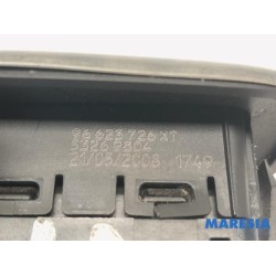 Citroen - C5 - Electric window switch