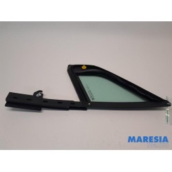 Citroen - C5 - Quarter light, front right