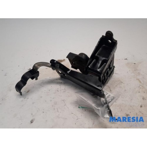 Citroen - C1 - Engine mount