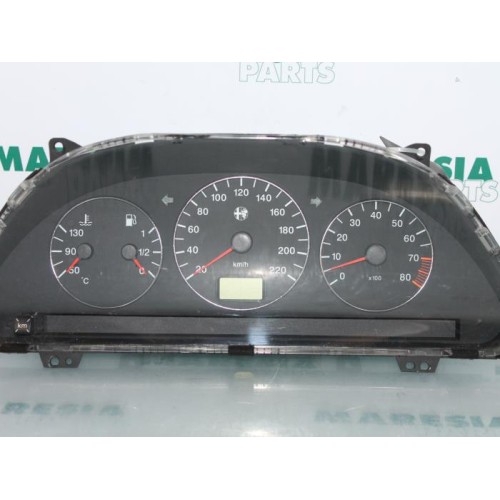 Alfa Romeo - 145/146 - Instrument de bord