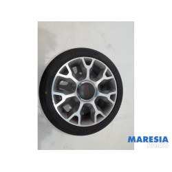 Fiat - 500 - Sportvelgenset + banden