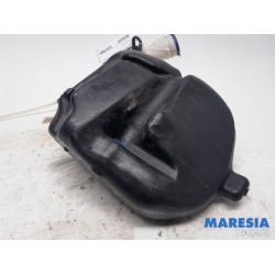 Peugeot - 307 - Front windscreen washer reservoir