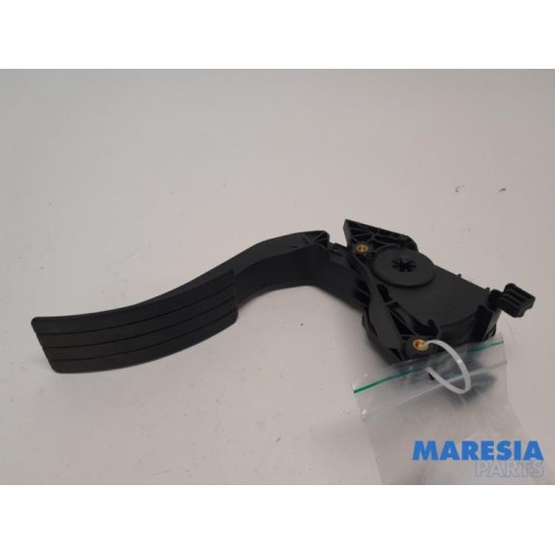 Renault - Clio - Gaspedalposition Sensor