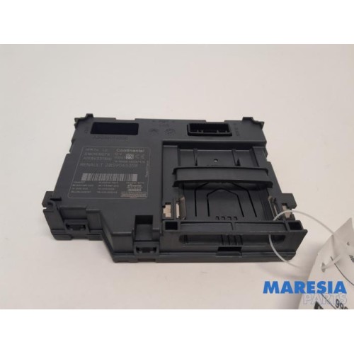 Renault - Clio - Card reader (lock)