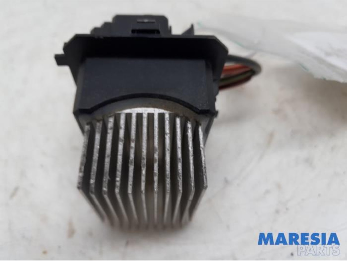 Renault - Clio - Heater resistor