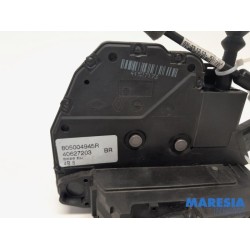 Renault - Clio - Front door lock mechanism 4-door, right