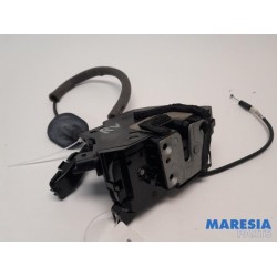 Renault - Clio - Front door lock mechanism 4-door, right