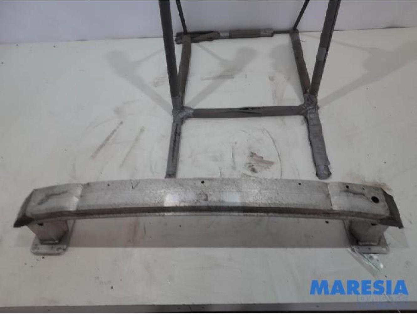 Peugeot - 308 - Front bumper frame