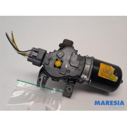 Renault - Clio - Front wiper motor