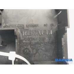 Renault - Clio - Electric window switch