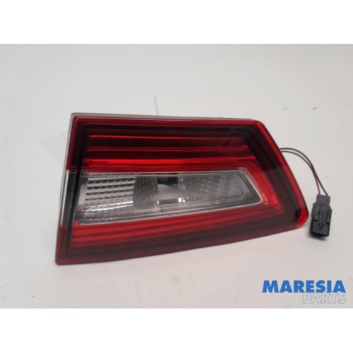 Renault - Clio - Taillight, right