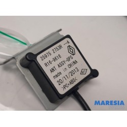 Renault - Clio - GPS Antenne