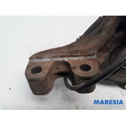 Peugeot - 307 - Knuckle, front right