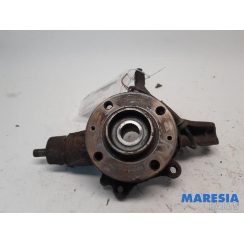 Peugeot - 307 - Knuckle, front right