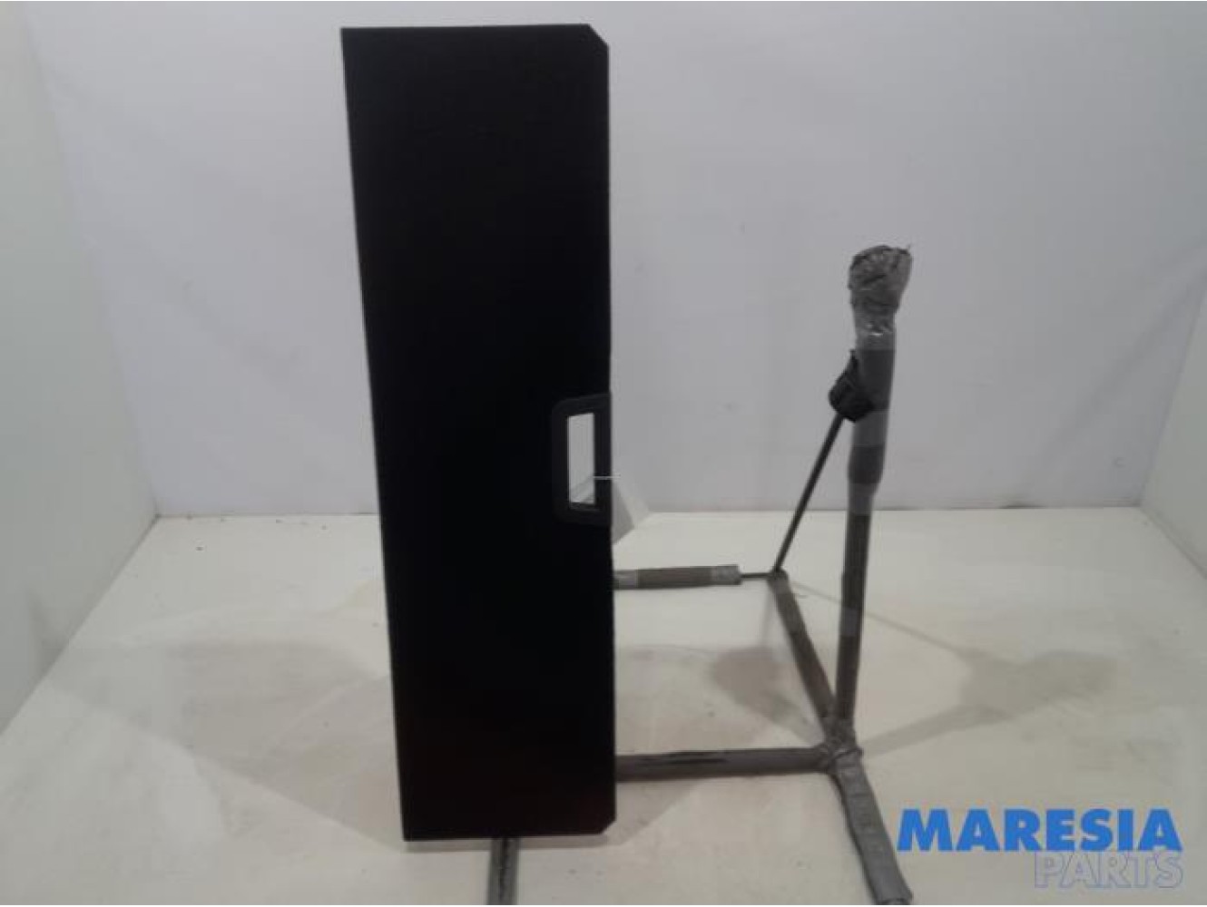 Renault - Kadjar - Floor panel load area