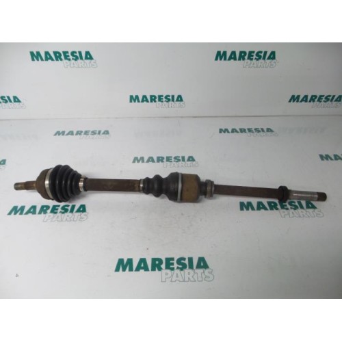 Peugeot - Partner - Front drive shaft, right