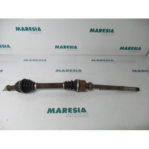 Peugeot - Partner - Front drive shaft, right