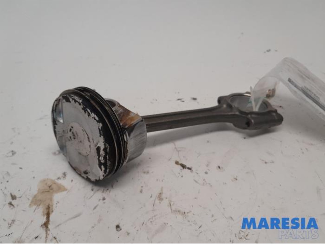 Peugeot - 208 - Connecting rod