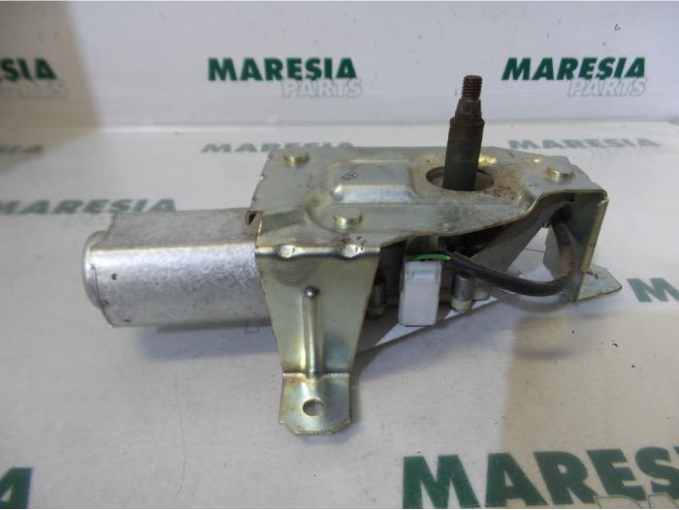 Fiat - Doblo - Rear wiper motor