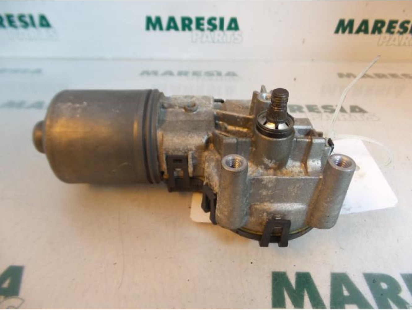Citroen - C5 - Front wiper motor