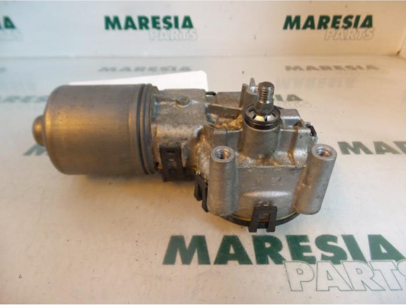 Citroen - C5 - Front wiper motor