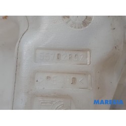 Fiat - Punto - Front windscreen washer reservoir