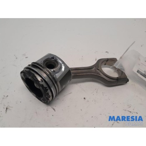 Citroen - C3 - Connecting rod