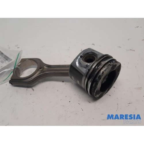Citroen - C3 - Connecting rod