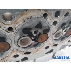 Citroen - C3 - Cylinder head