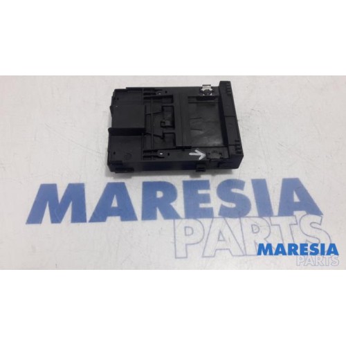 Renault - Scenic - Card reader (lock)