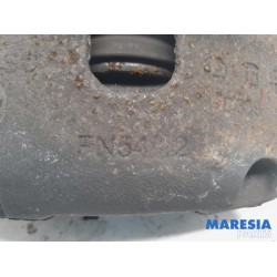 Fiat - 500 - Bremszange rechts vorne