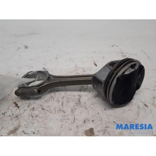 Citroen - C3 - Connecting rod