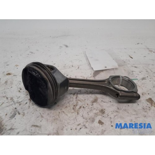 Citroen - C3 - Connecting rod
