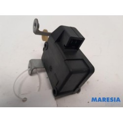 Citroen - C1 - Tailgate lock mechanism