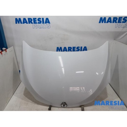 Renault - Megane - Bonnet