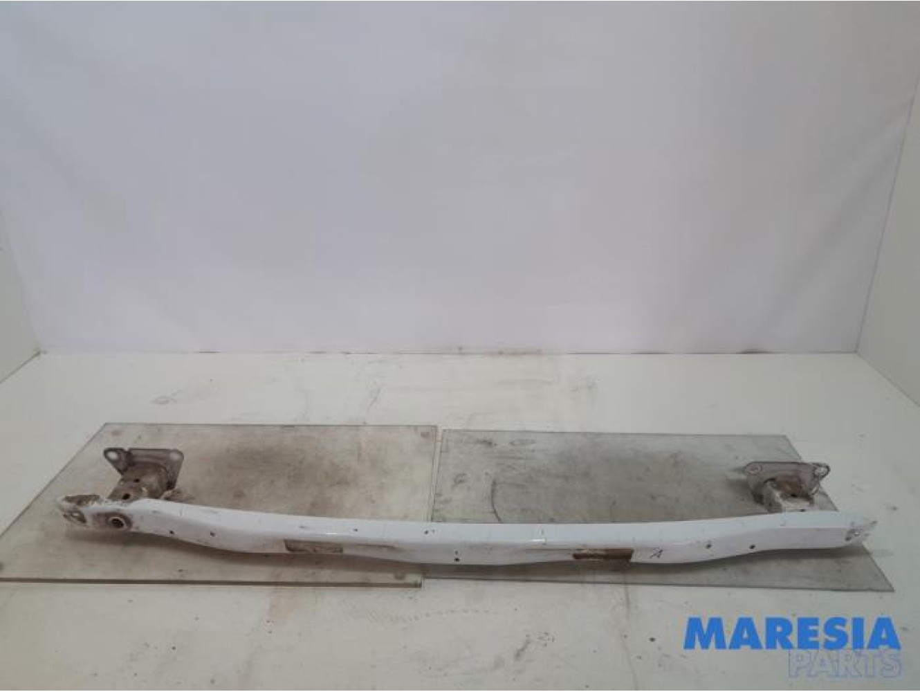 Renault - Kangoo - Rear bumper frame