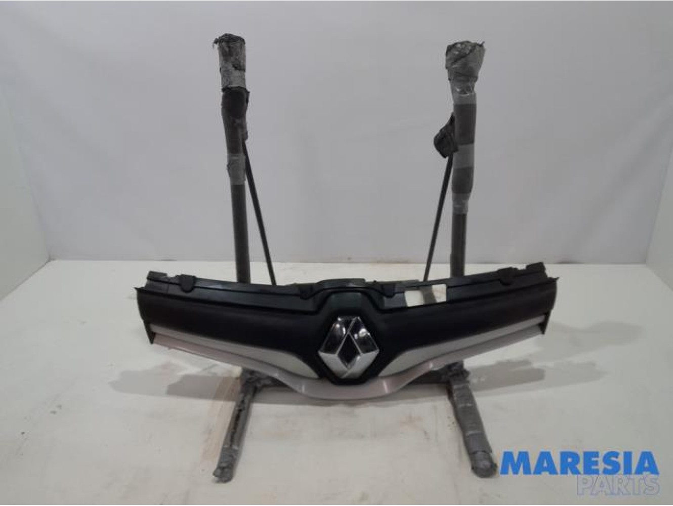 Renault - Kangoo - Grill