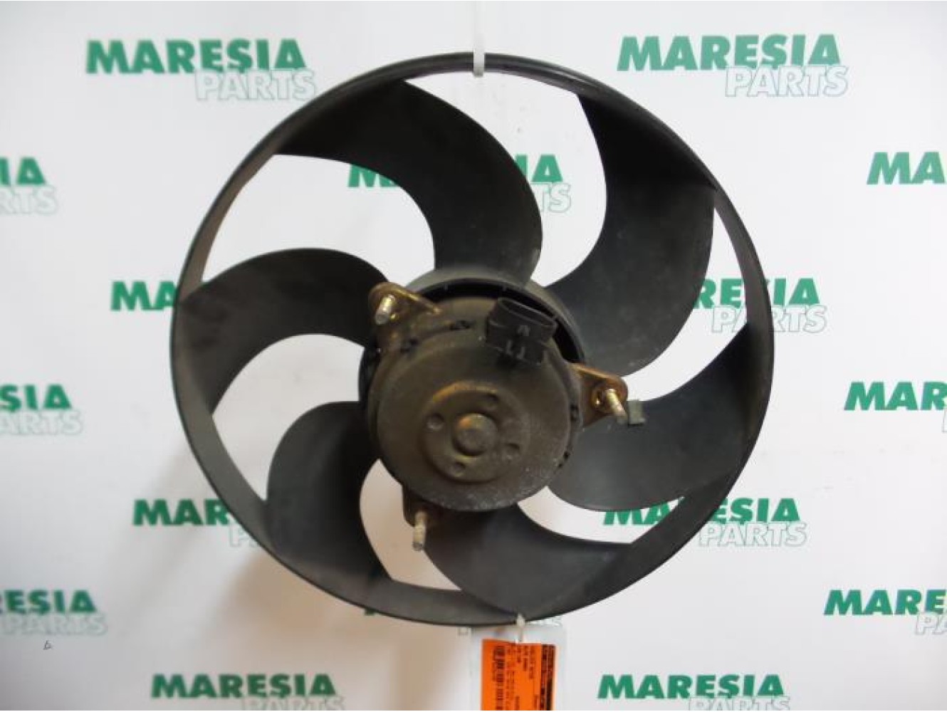 Alfa Romeo - 145/146 - Fan motor