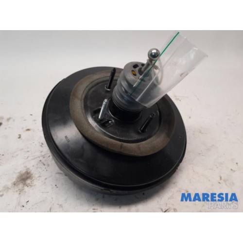 Peugeot - 308 - Brake servo