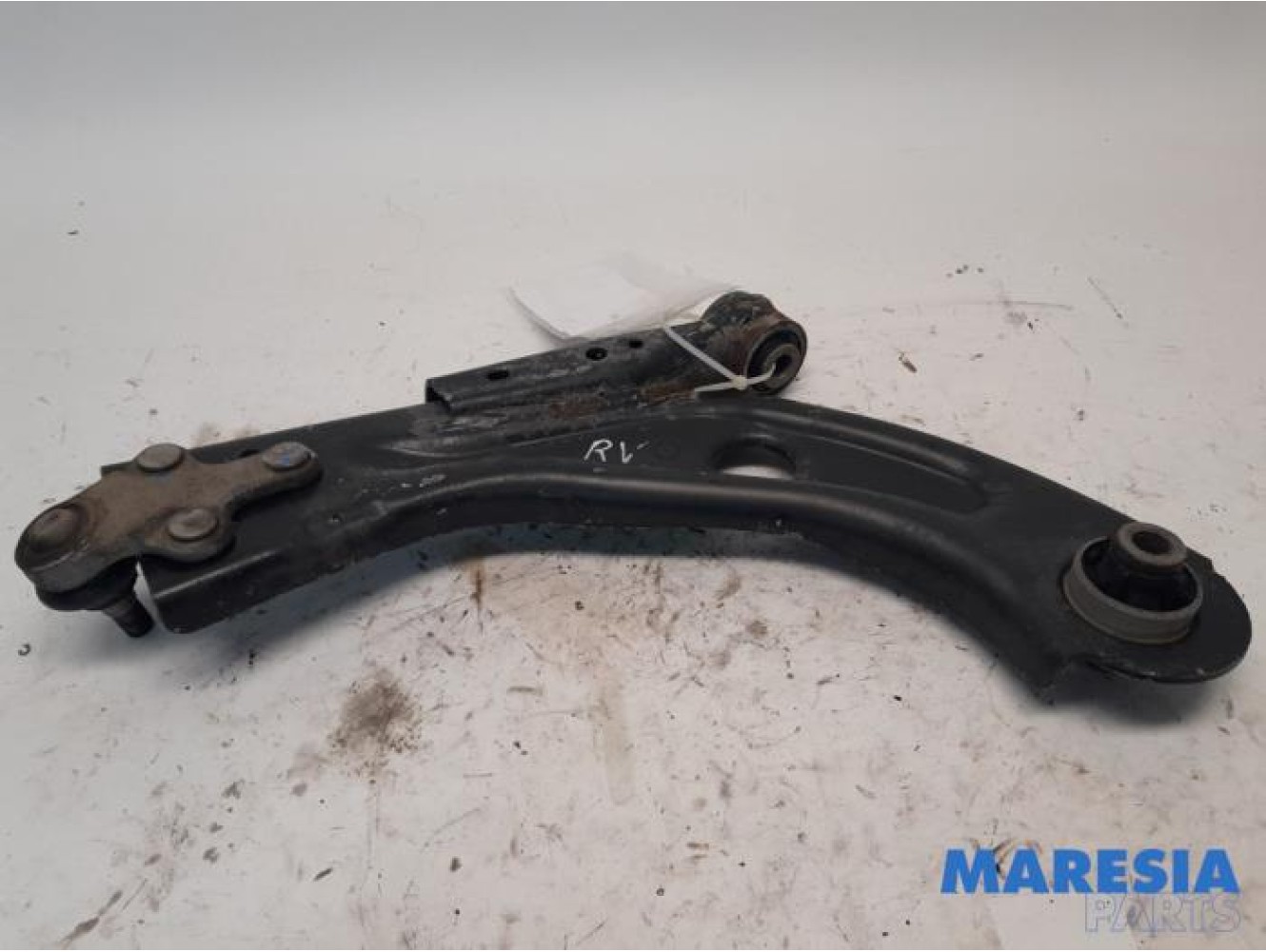 Peugeot - 308 - Front lower wishbone, right