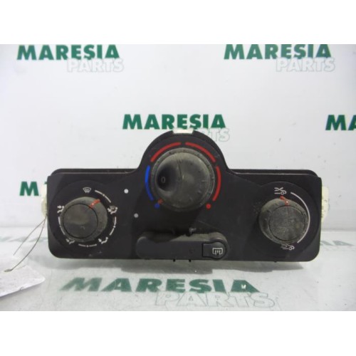 Renault - Modus - Heater control panel