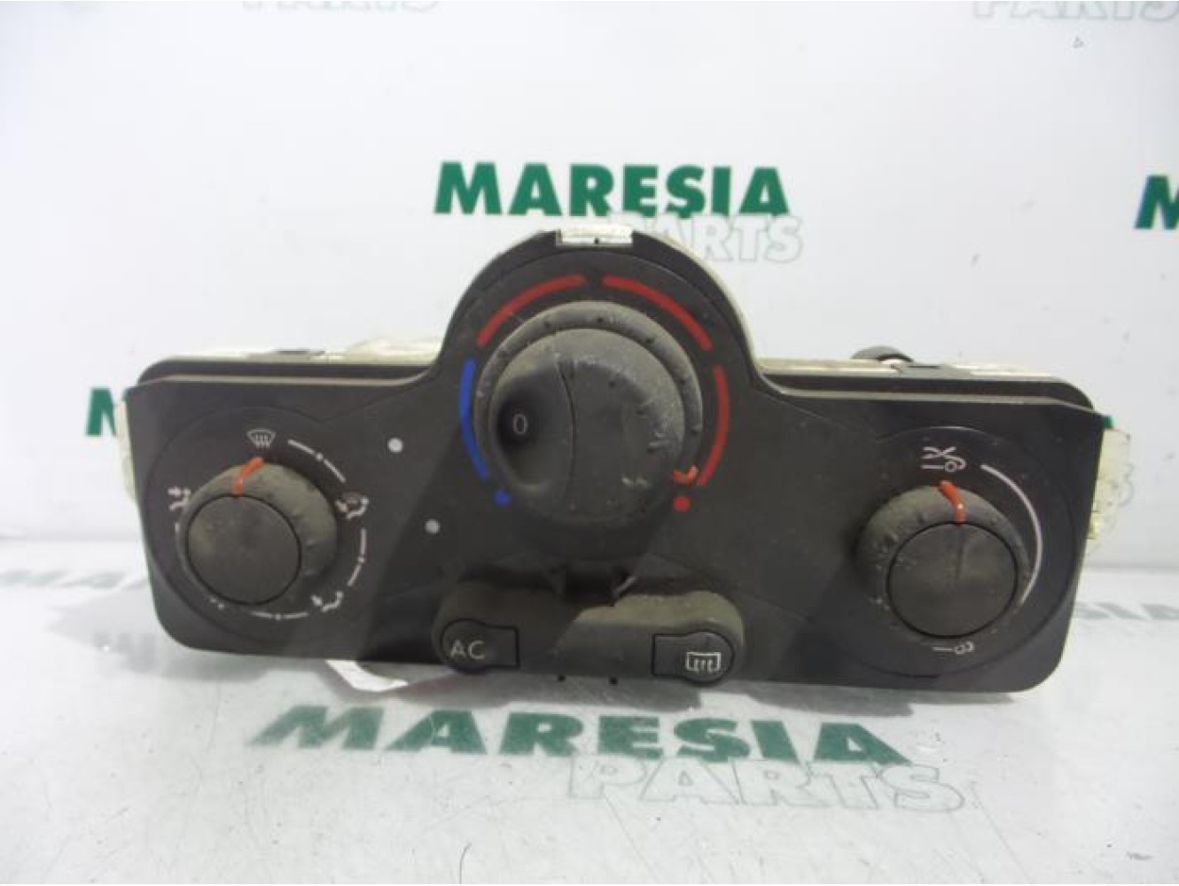 Renault - Modus - Heater control panel
