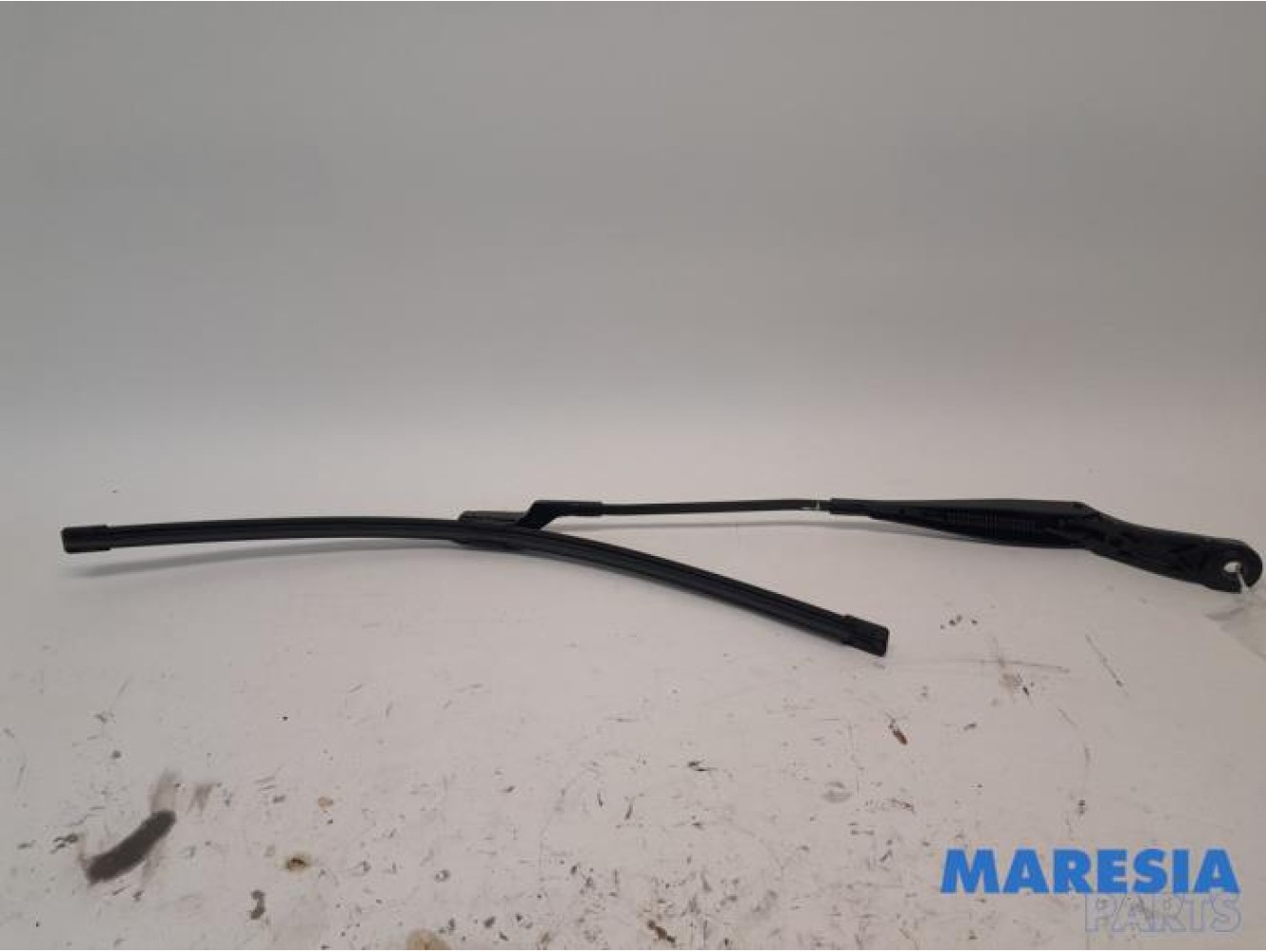 Peugeot - 308 - Front wiper arm