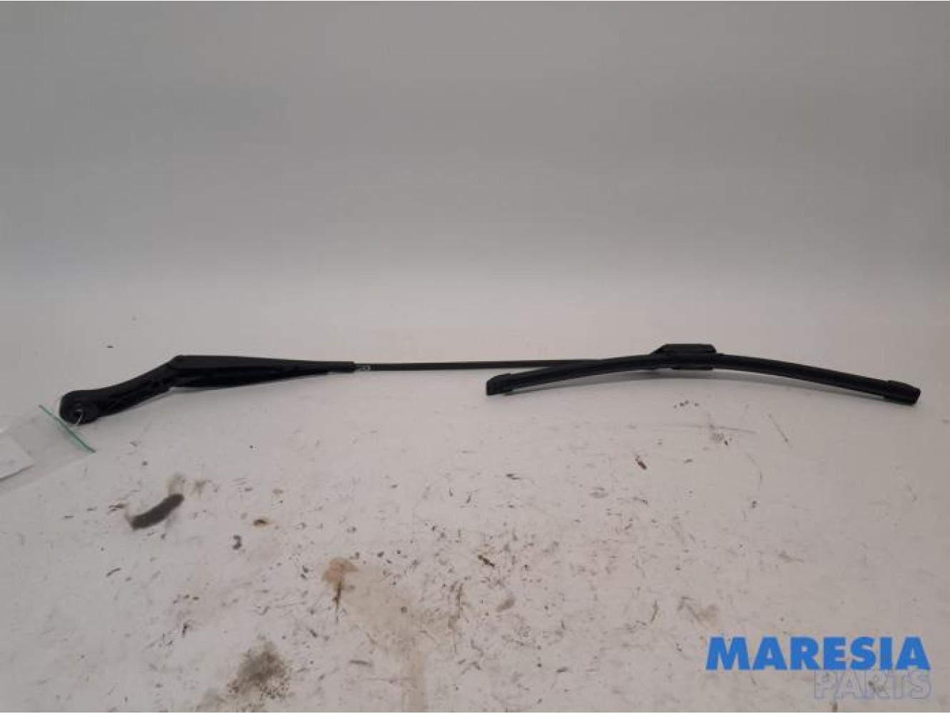 Peugeot - 308 - Front wiper arm