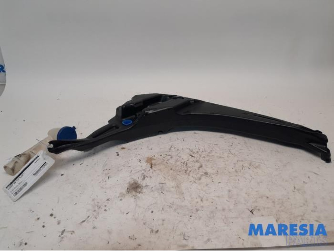 Peugeot - 308 - Réservoir lave-glace avant